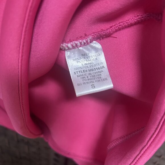 Mable Deep V-Neck Flutter Sleeve Mini Dress Size Small - Picture 9 of 10